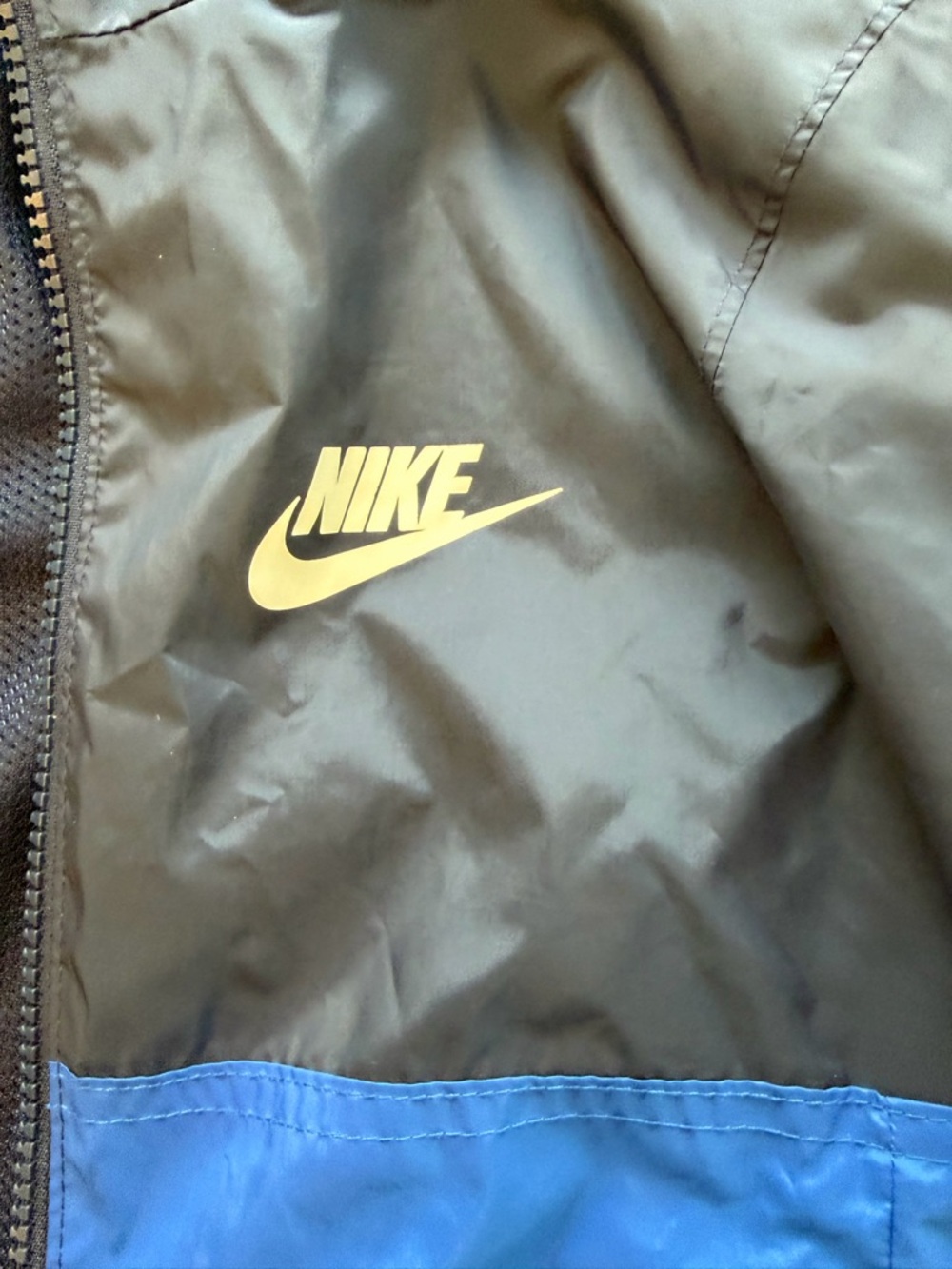 Nike Kids Hooded Windbreaker in Navy & Royal Blue - Picture 5 of 6